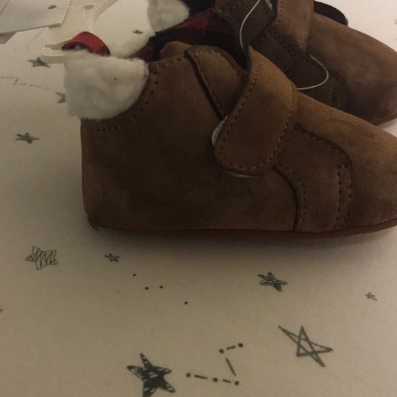 Baby shoes - Picture 3 of 3